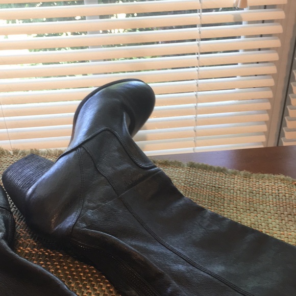 Beautiful Brand New Steve Madden Tassel Boots - Picture 12 of 17